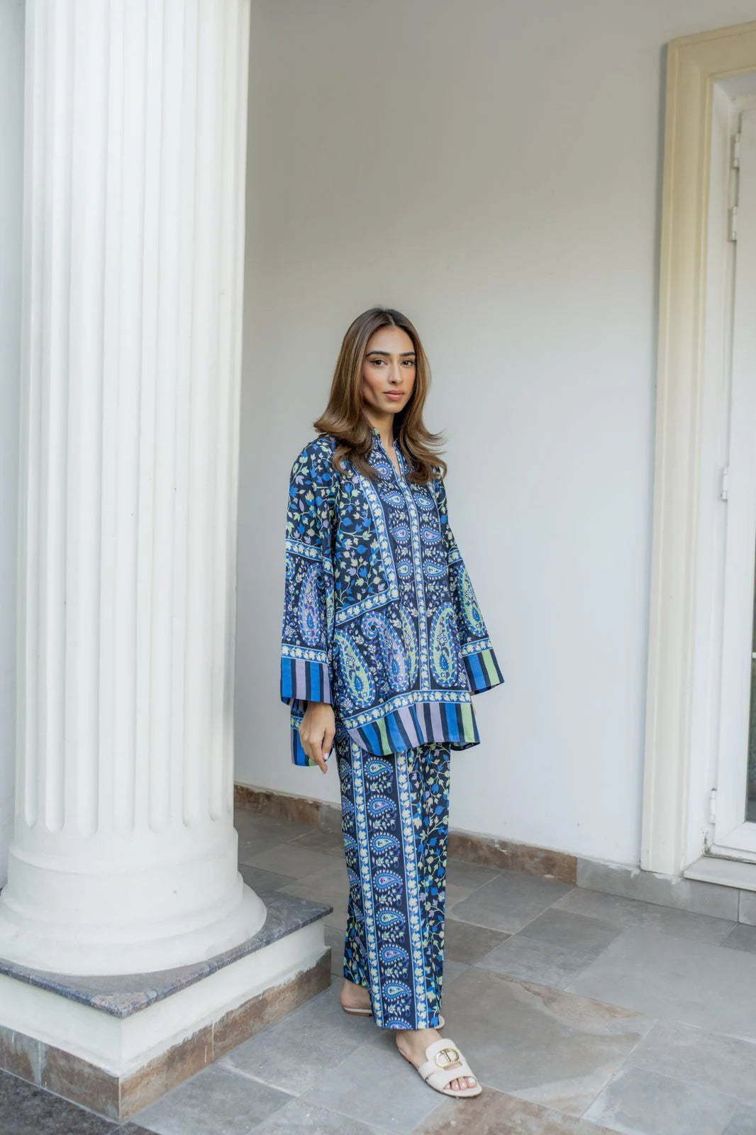 NORA (A) | BARAÉ KHANOM