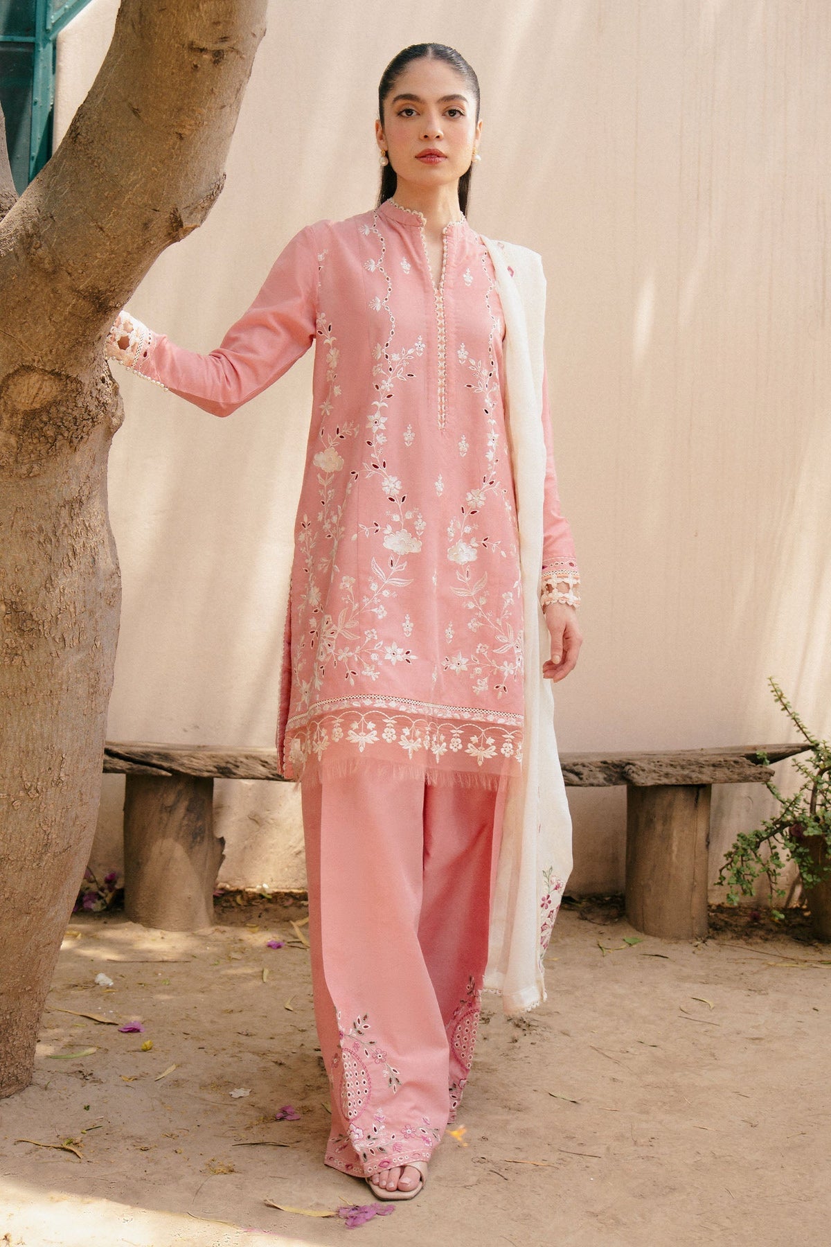 CR25P0549 | Zara Shahjahan EID Pret’25 (RTS)