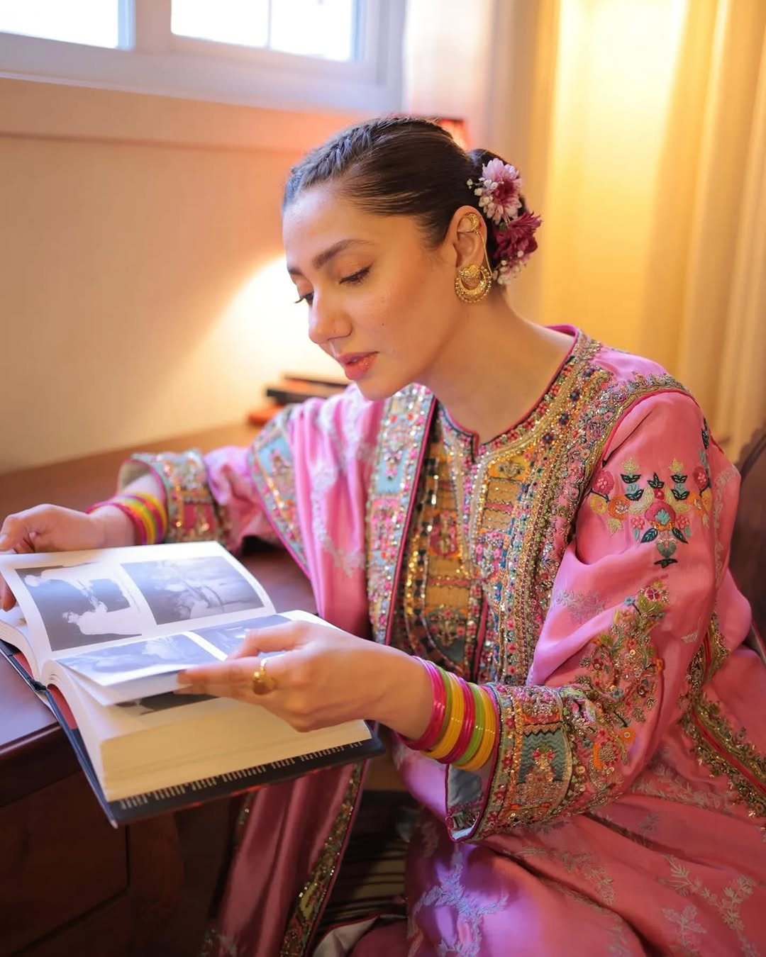 Mahira Khan | Rano Heirloom