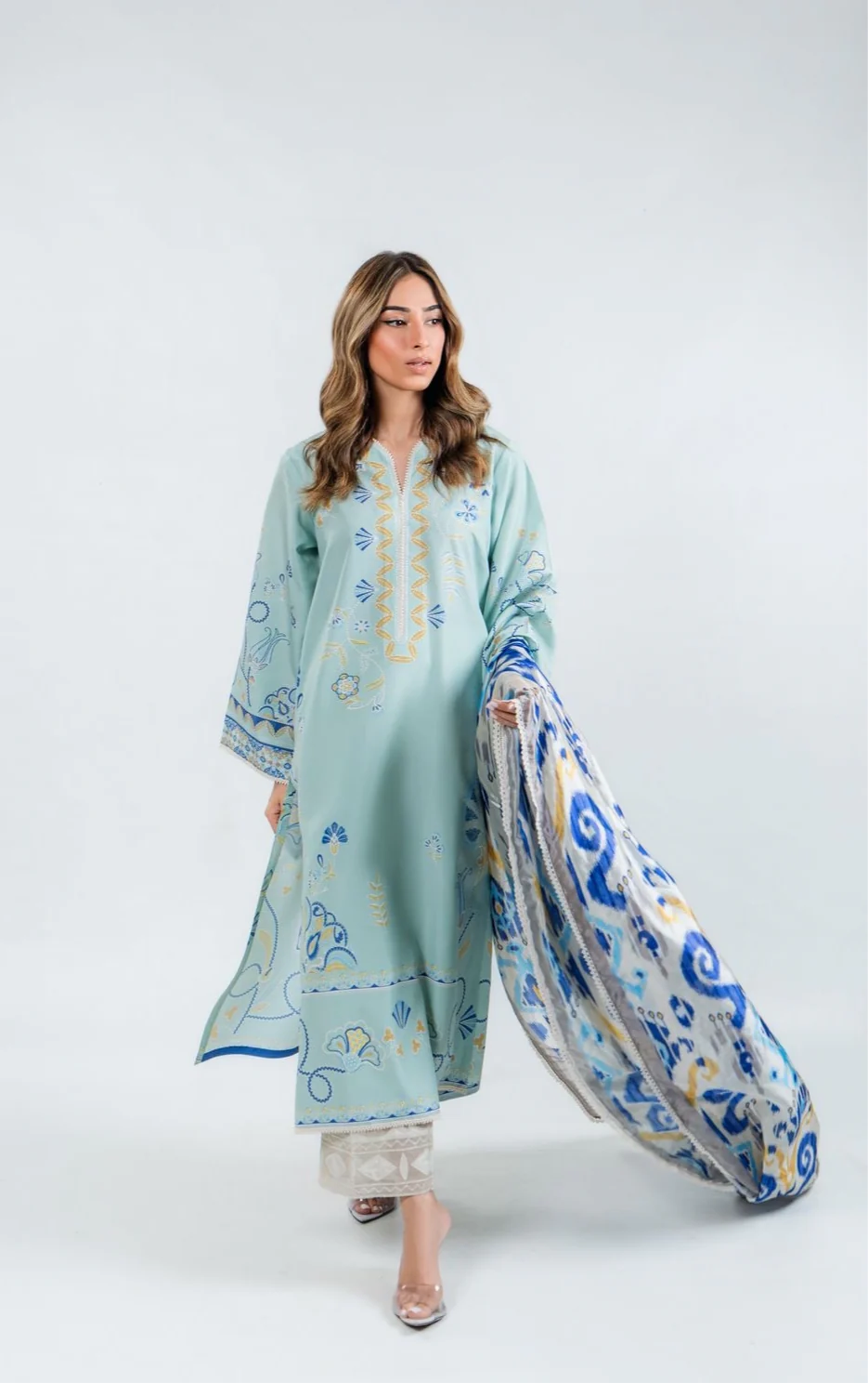 Alara (A) | BARAÉ KHANOM