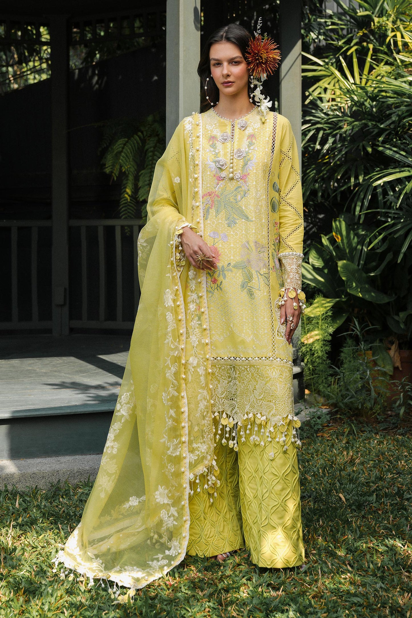 Sana Safinaz Luxury Lawn 2025 | L251-005B-3CT