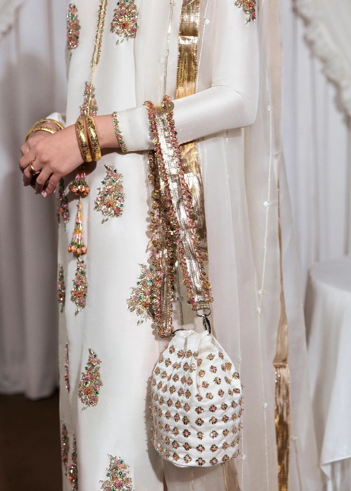 Blanc | Hussain Rehar