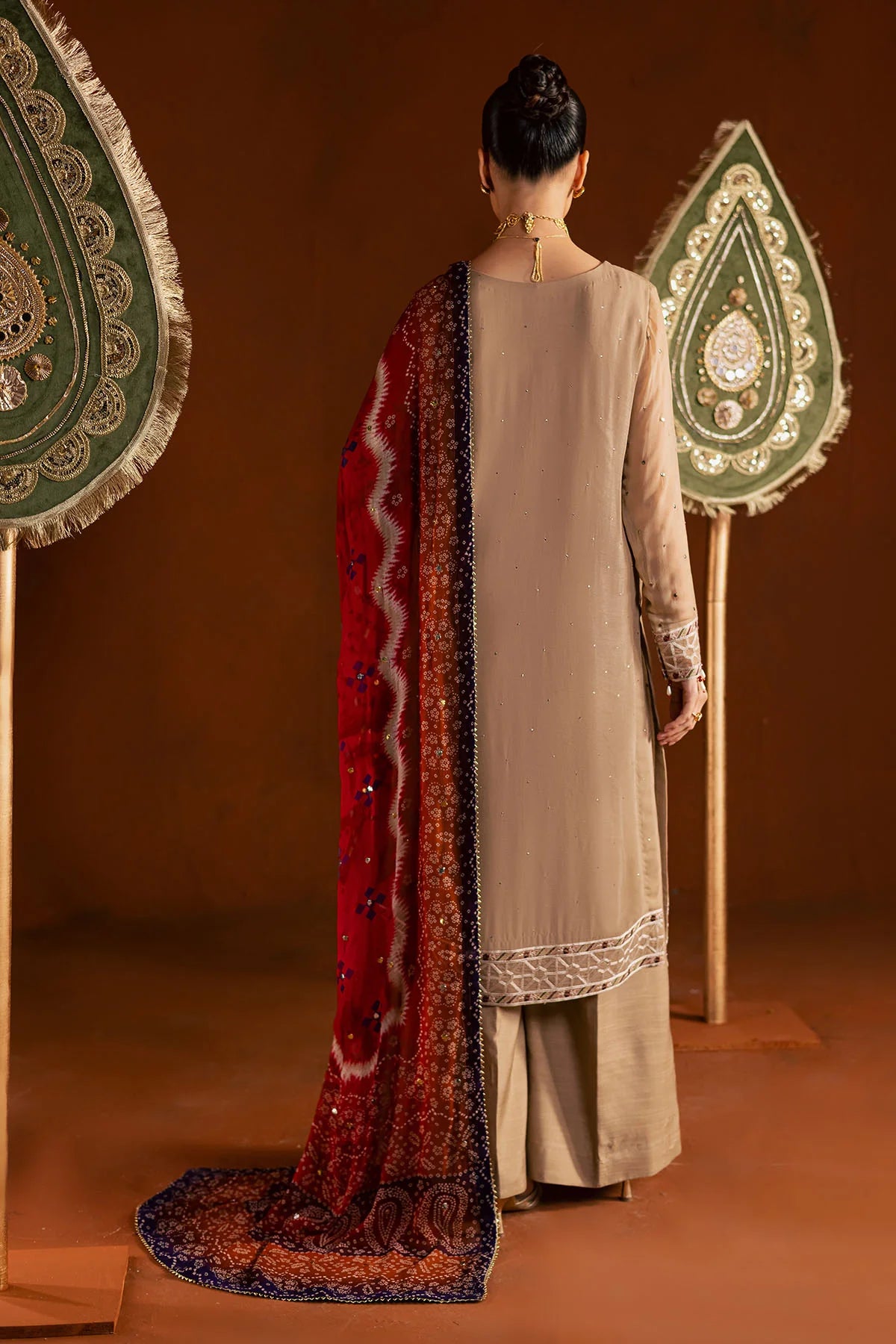 MK-22 | Summer Lawn Collection '25 | Nureh
