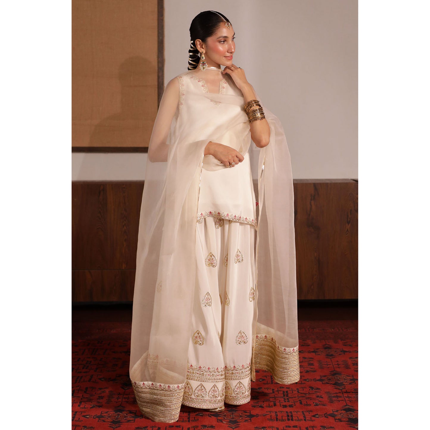 WHITE OUTFIT | DYOT | Eid Festive' 25