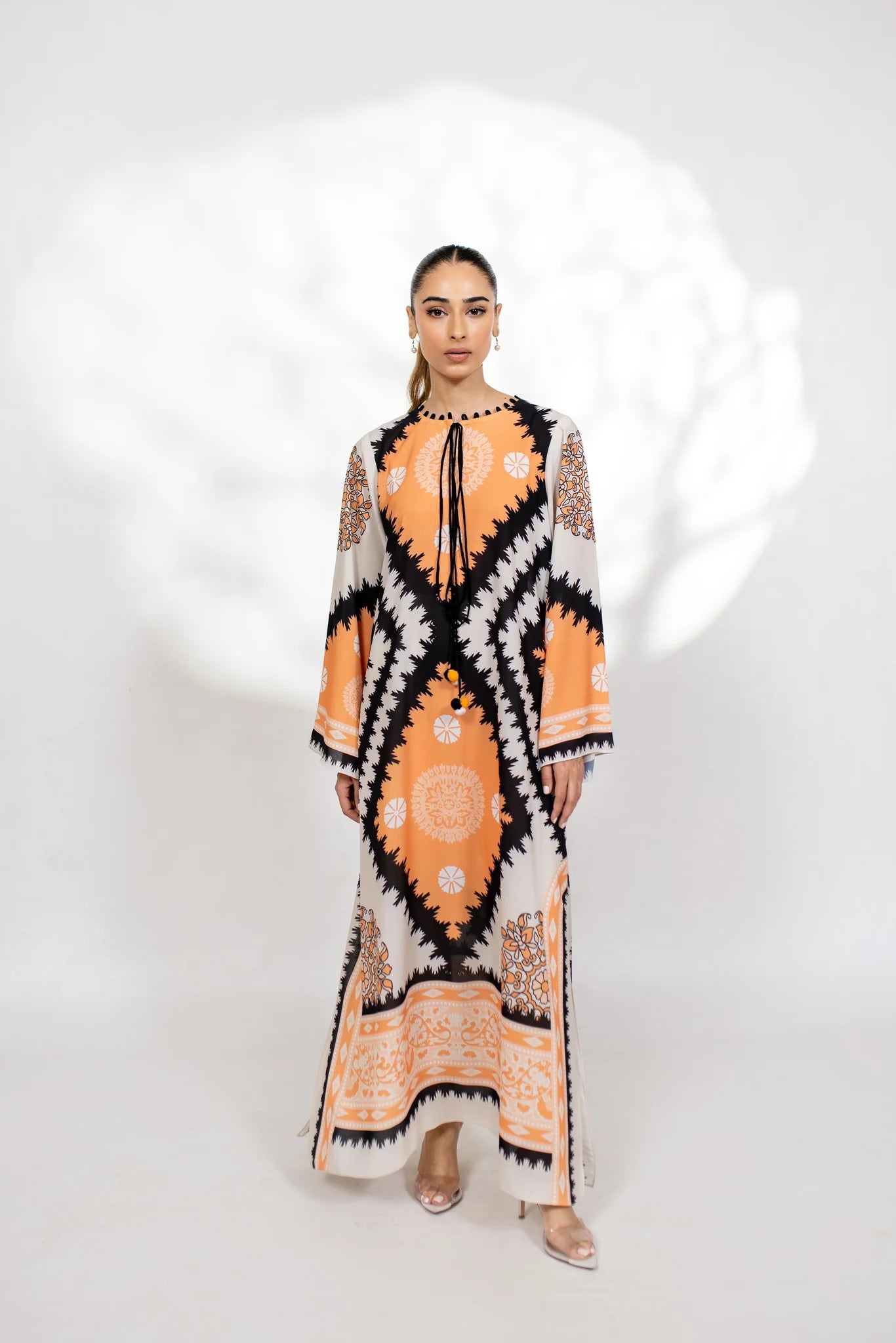 JEENA (B) | BARAÉ KHANOM
