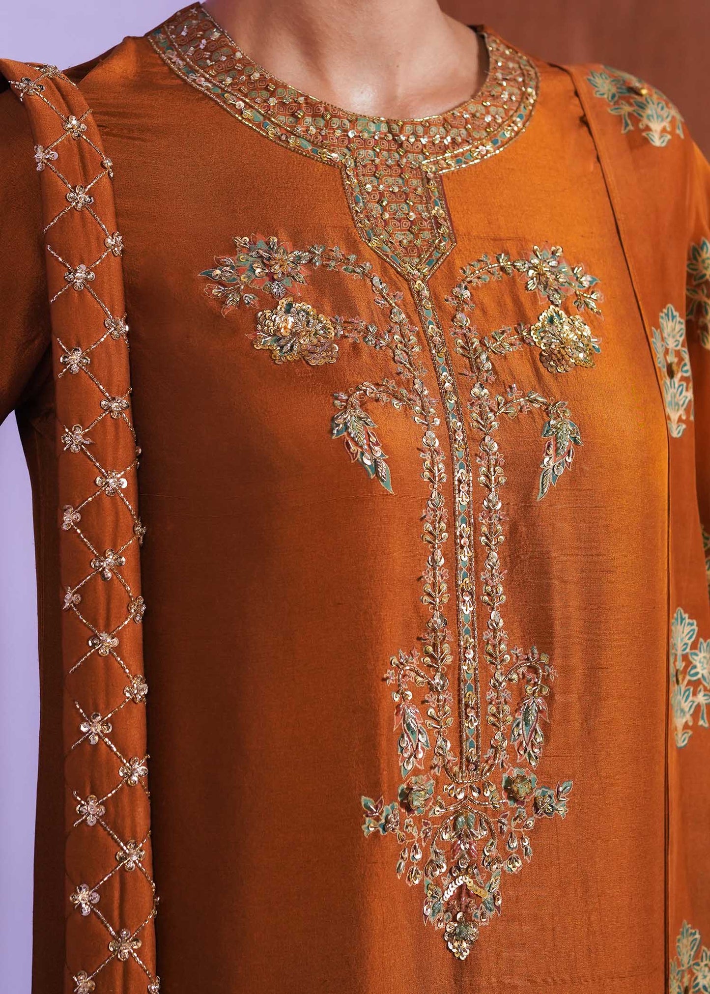 Gilt | Hussain Rehar