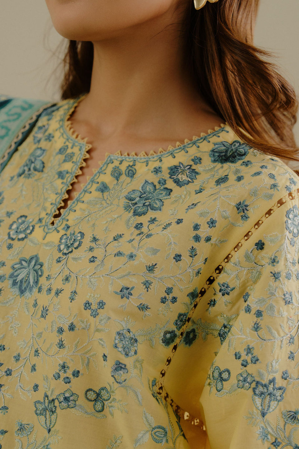 VELIN-7B | Coco Lawn II by Zarashahjahan 2025