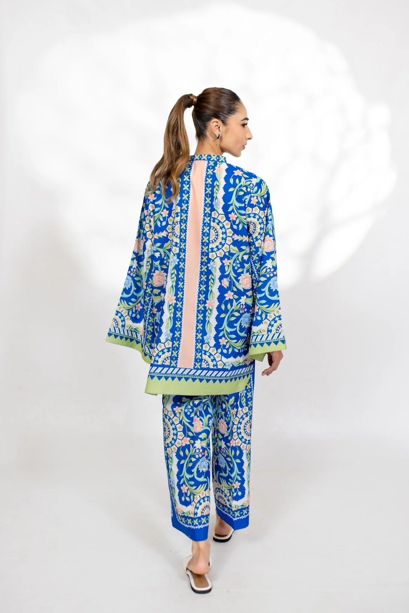 Petra (A) | BARAÉ KHANOM
