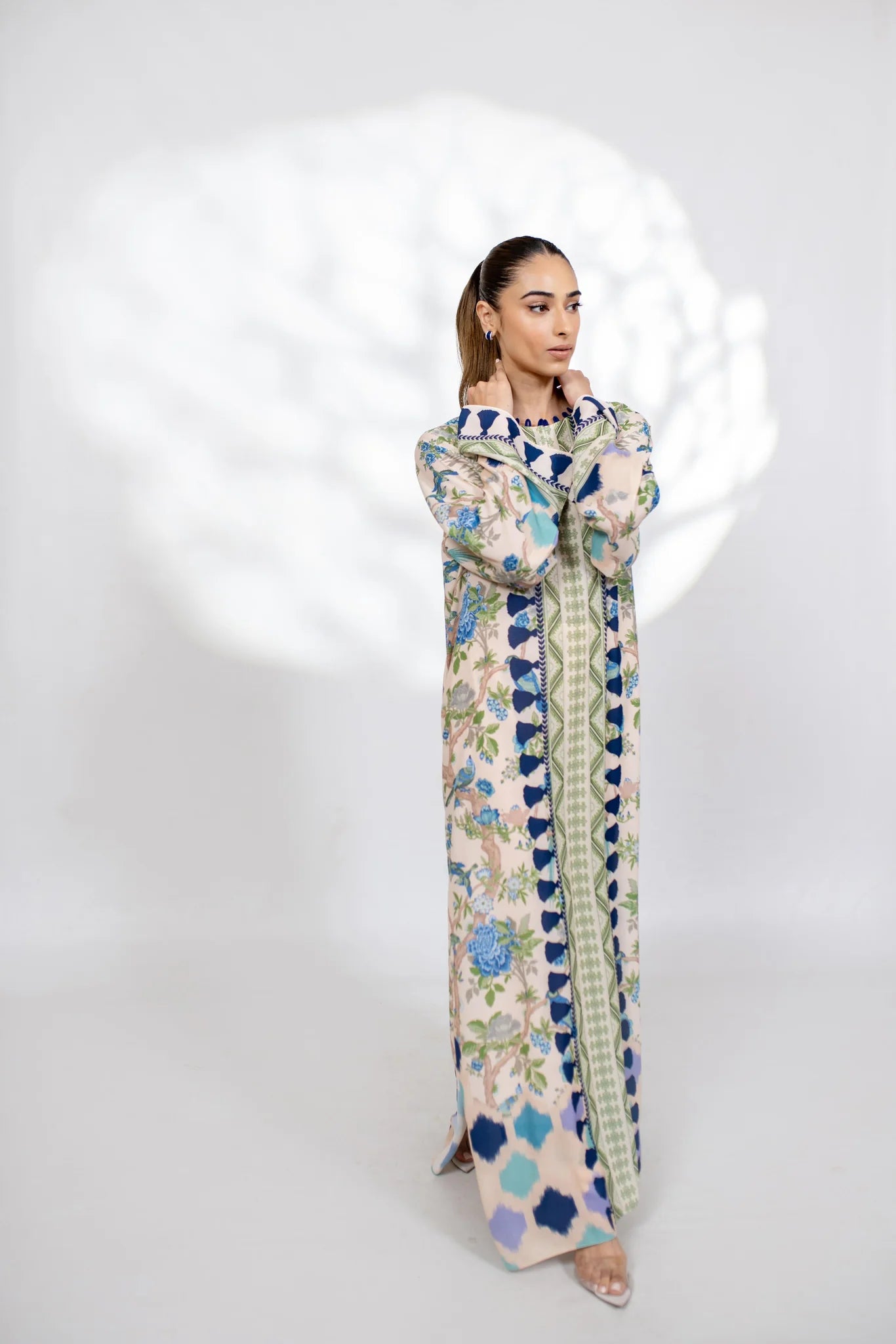 Emerino (B) | BARAÉ KHANOM