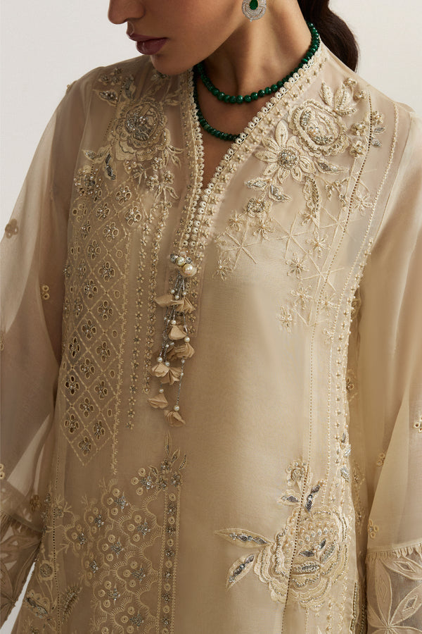 SOLENNE D'OR | Élan EID FORMALS’25
