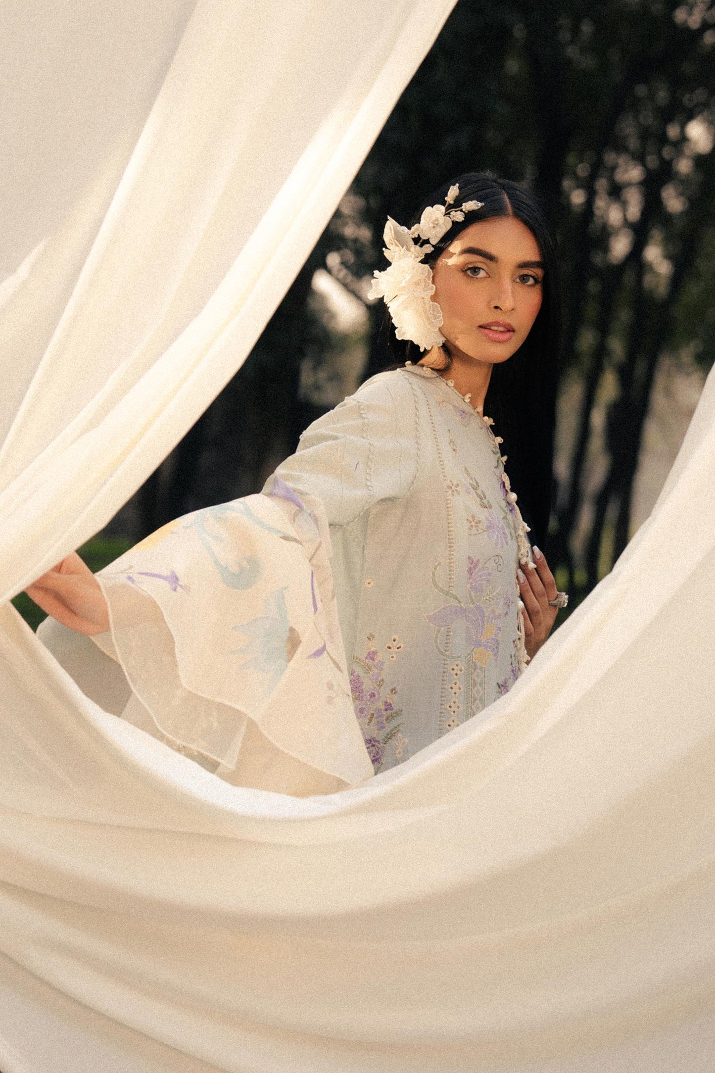 Sana Safinaz Luxury Lawn 2025 | L251-003B-3DI