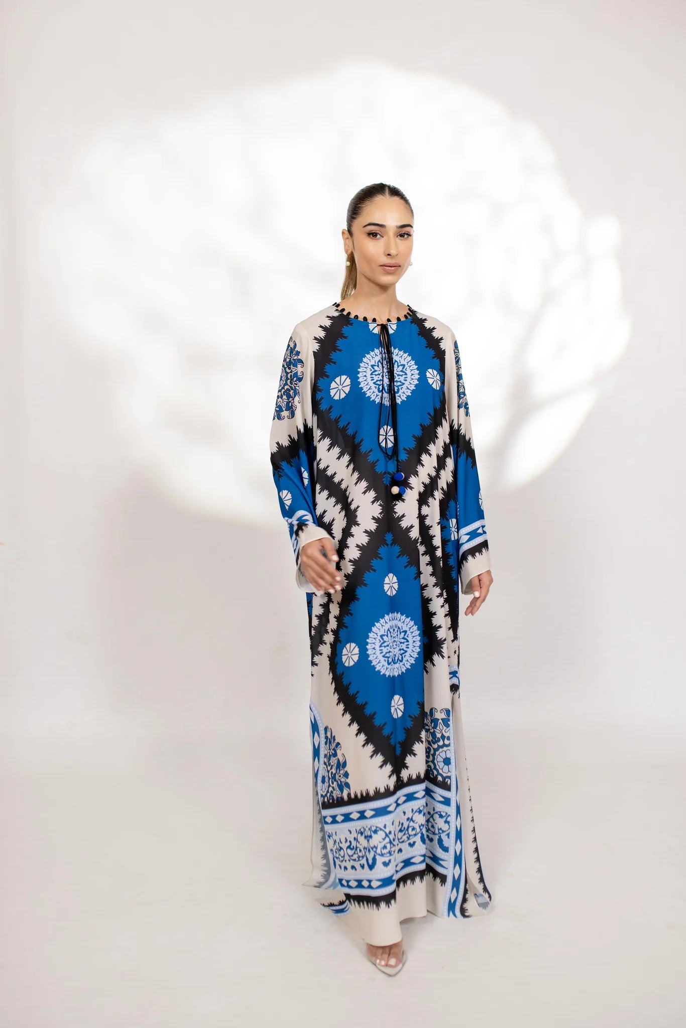JEENA (A) | BARAÉ KHANOM