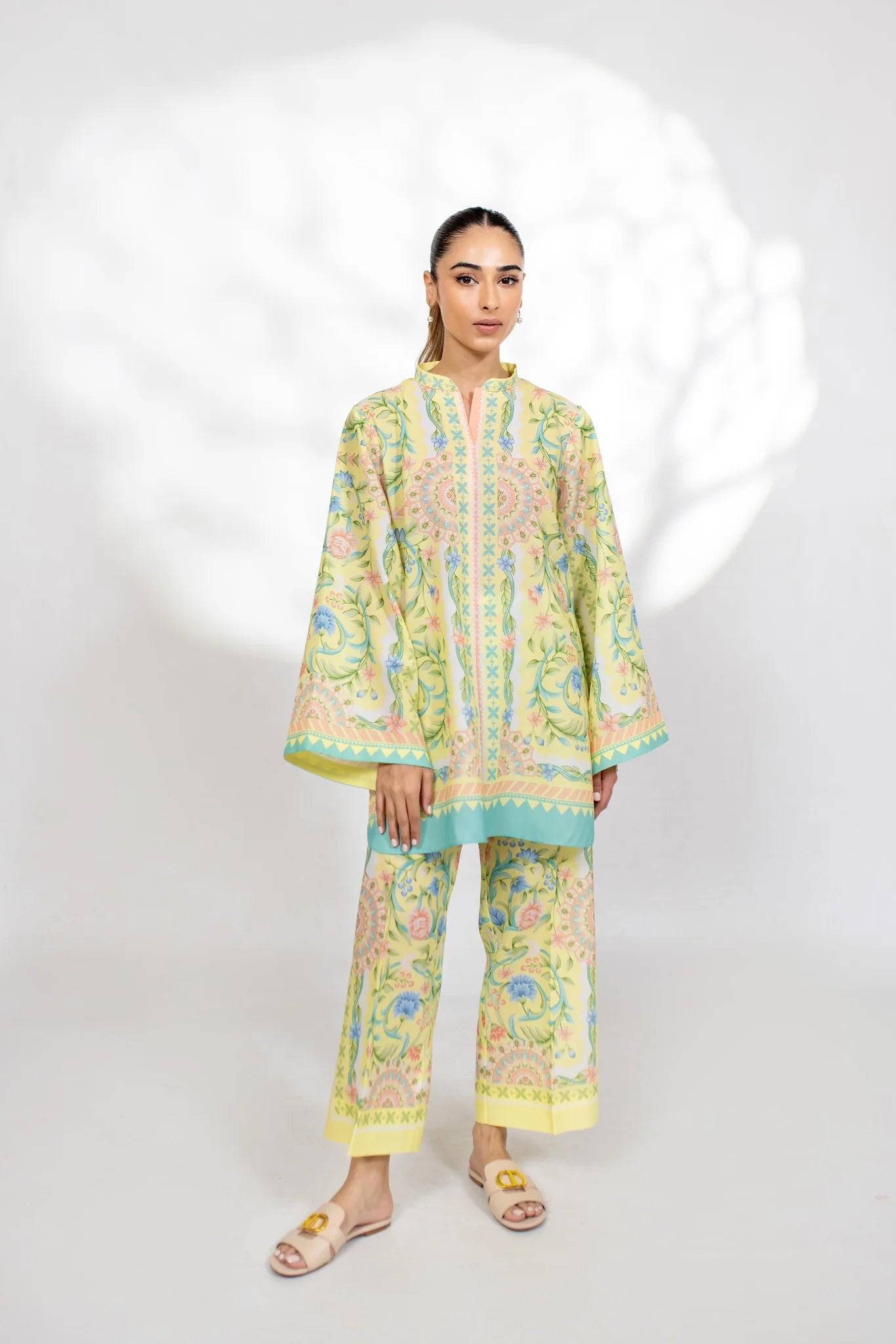 Petra (B) | BARAÉ KHANOM
