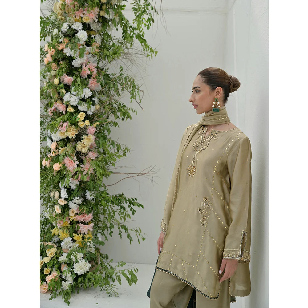 AMIRA FULL SET | NIMRAH HAFSA