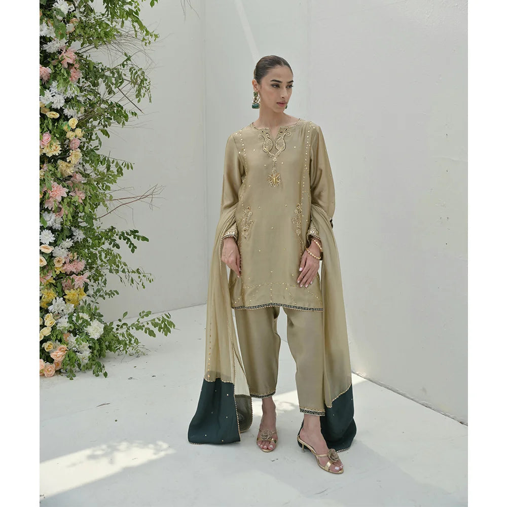 AMIRA FULL SET | NIMRAH HAFSA