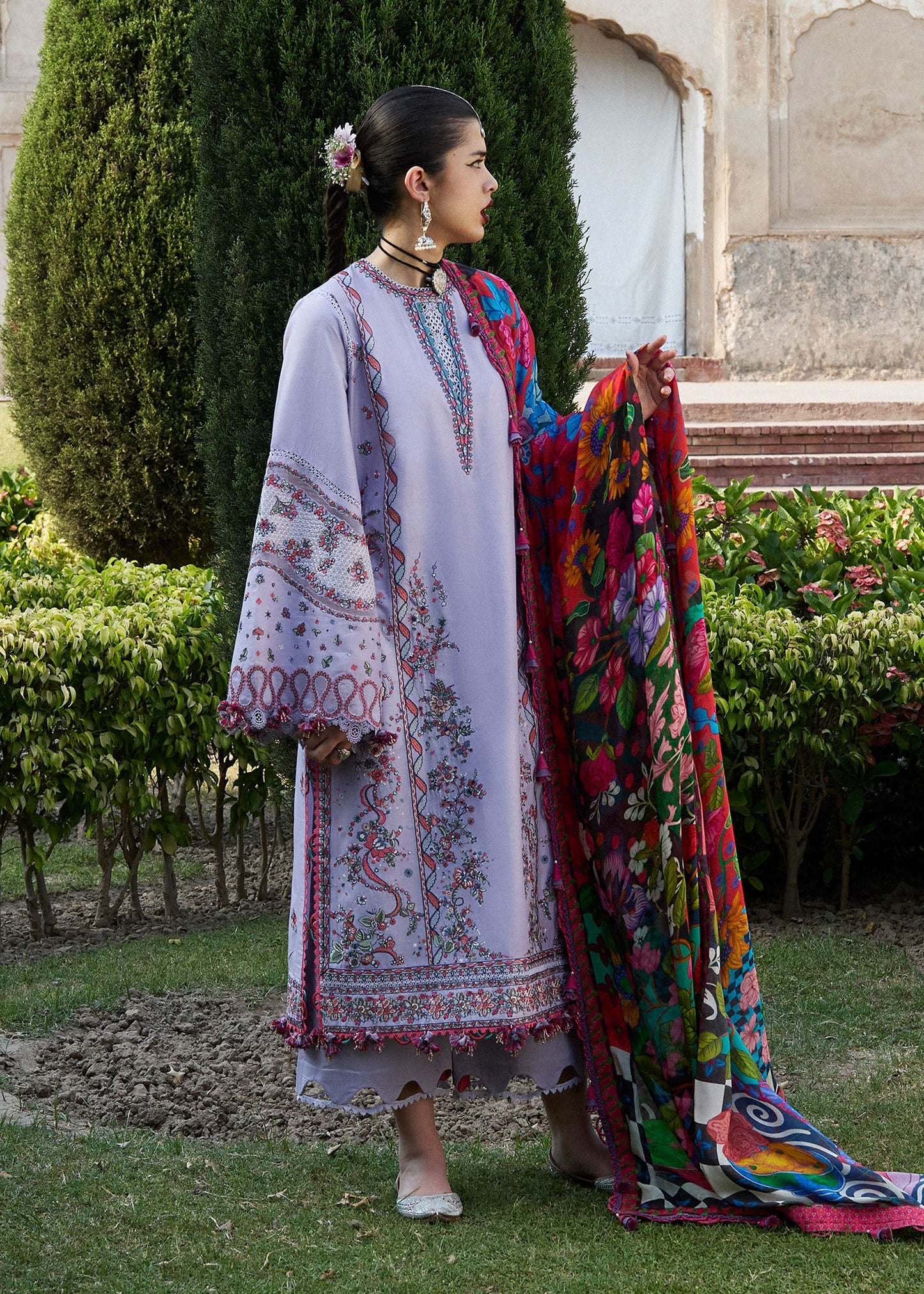 Inaya | Hussain Rehar Luxury Lawn’25