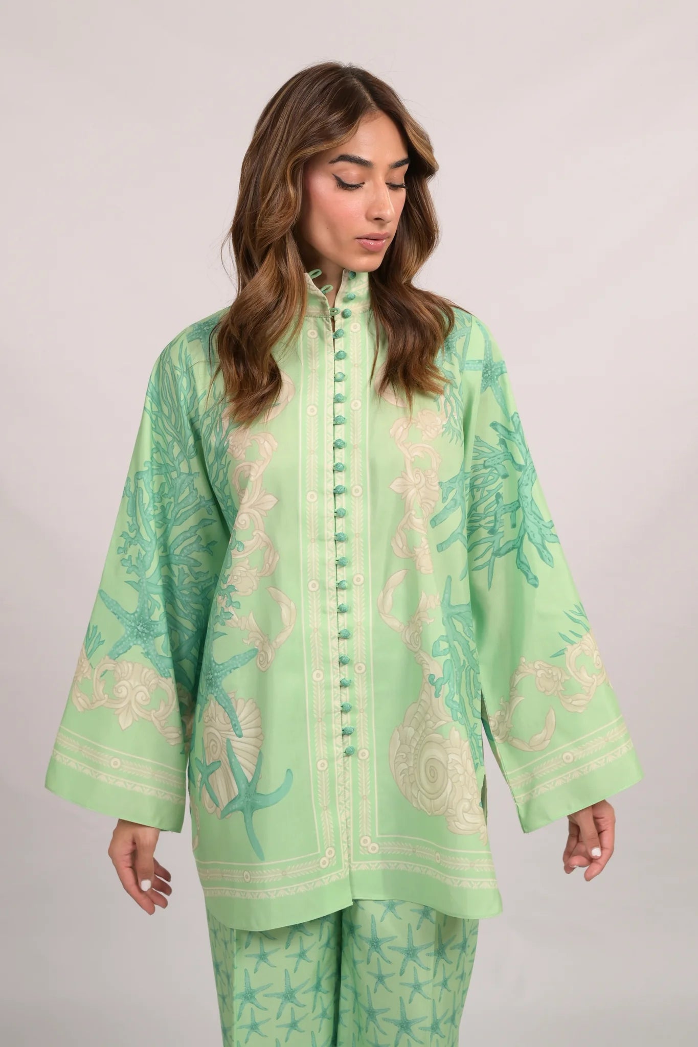 Marjan B | BARAÉ KHANOM