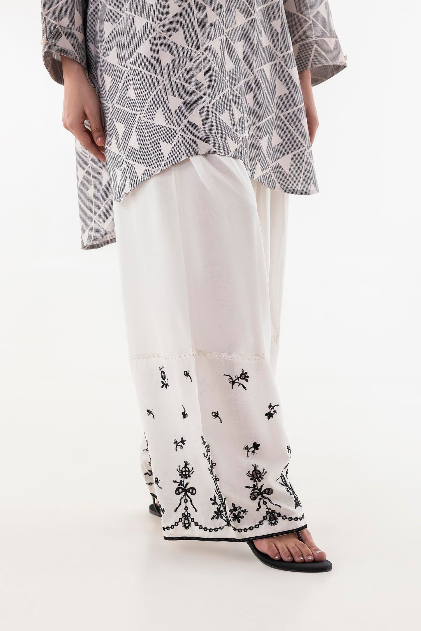 STITCHED LINEN EMBROIDERED SHALWAR | Sana Safinaz (RTS)