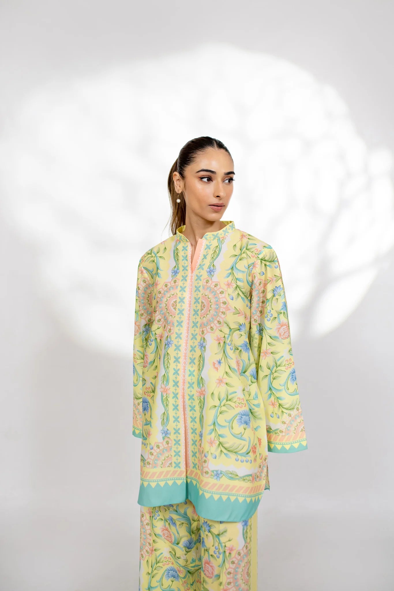 Petra (B) | BARAÉ KHANOM