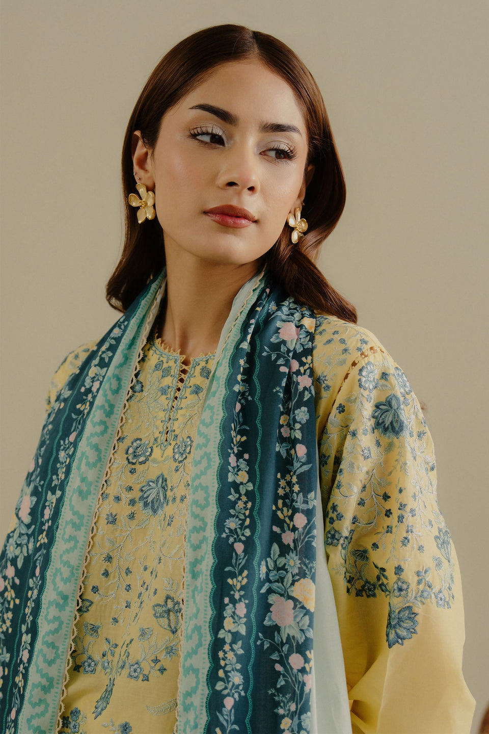 VELIN-7B | Coco Lawn II by Zarashahjahan 2025