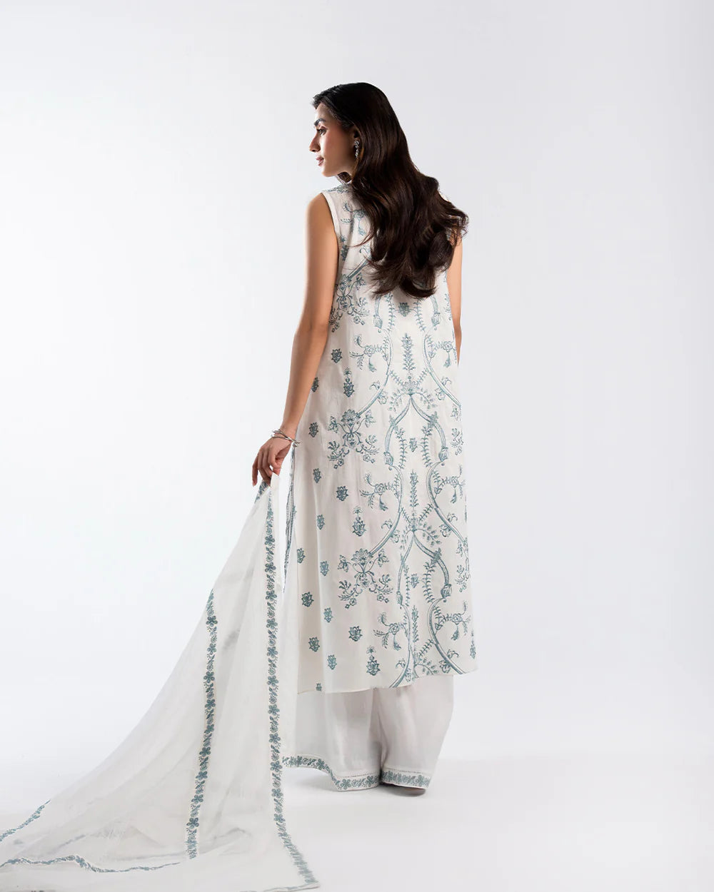 LE03-08-25 | Laj by Lajwanti | Mirage