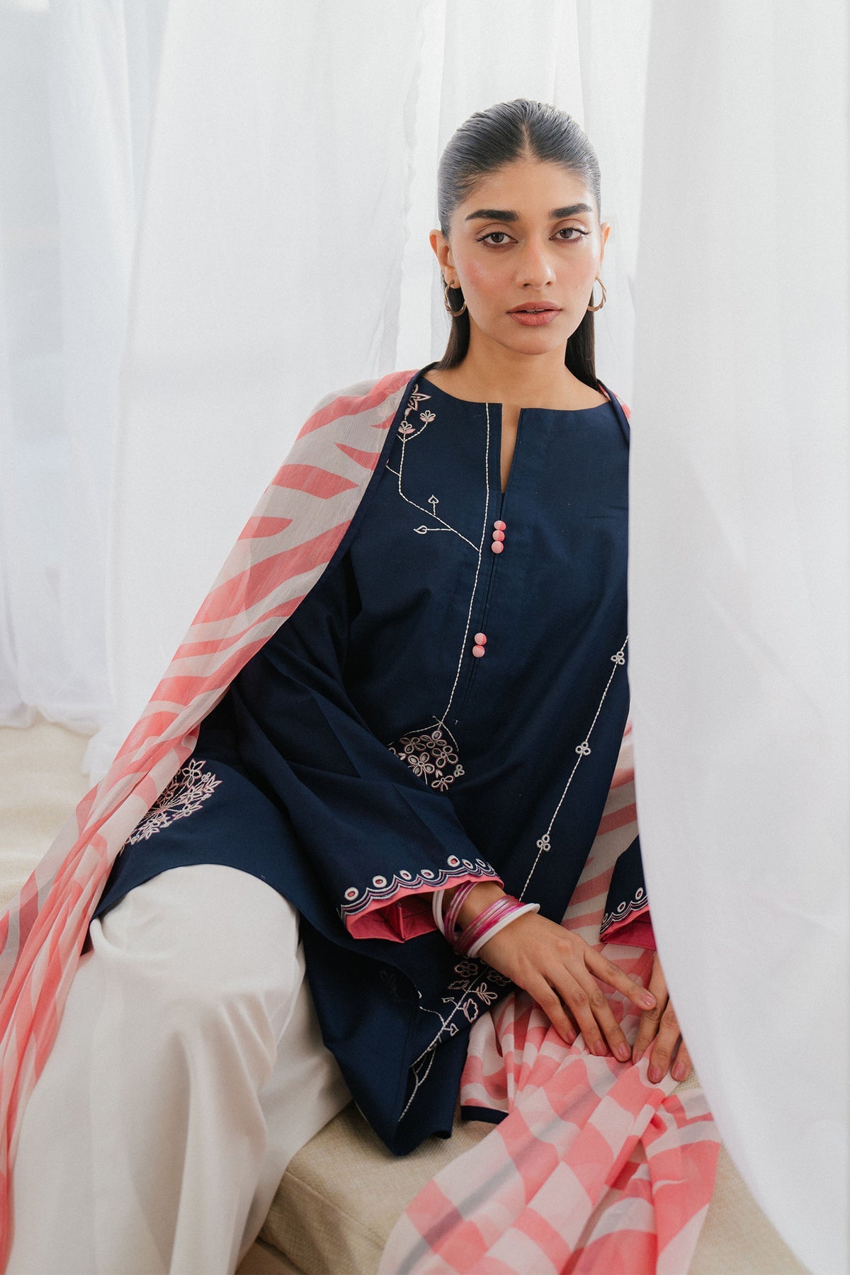 CR25B0114 | Zarashahjahan Eid Basics (RTS)