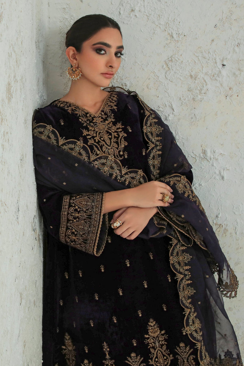 EMBROIDERED VELVET UF-239 | Baroque