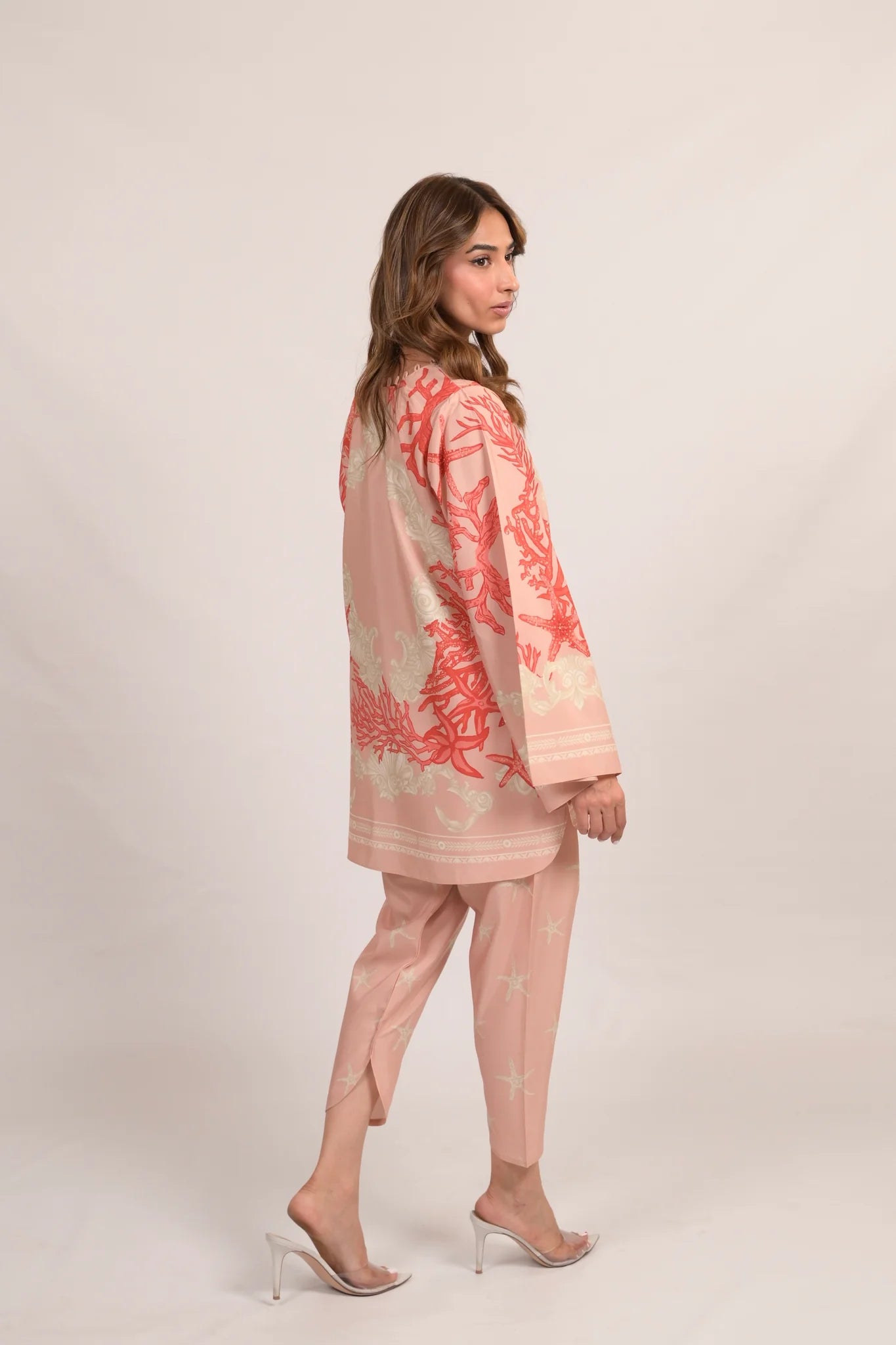 Marjan A | BARAÉ KHANOM