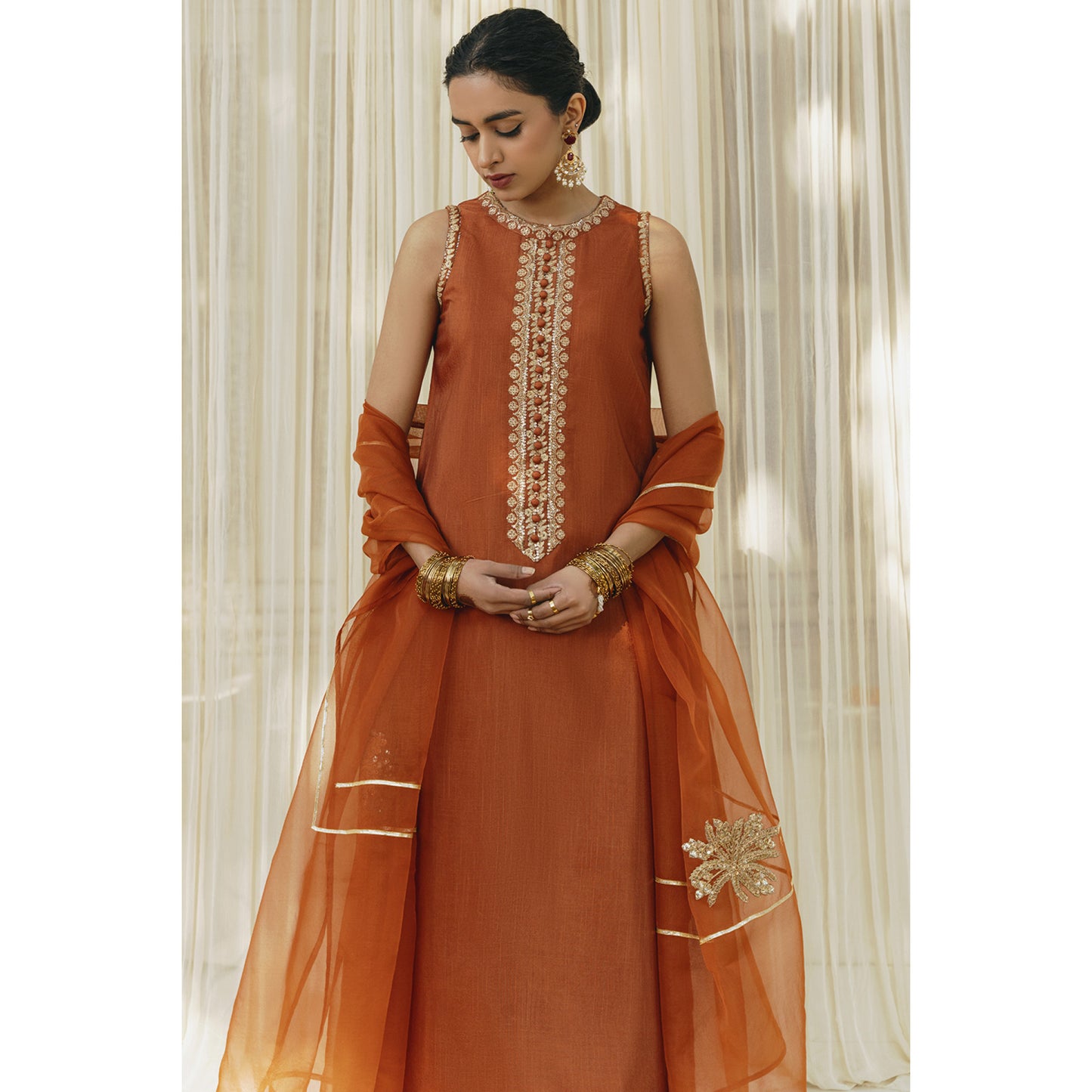 RUST OUTFIT | ROSHANAY '23 | DYOT