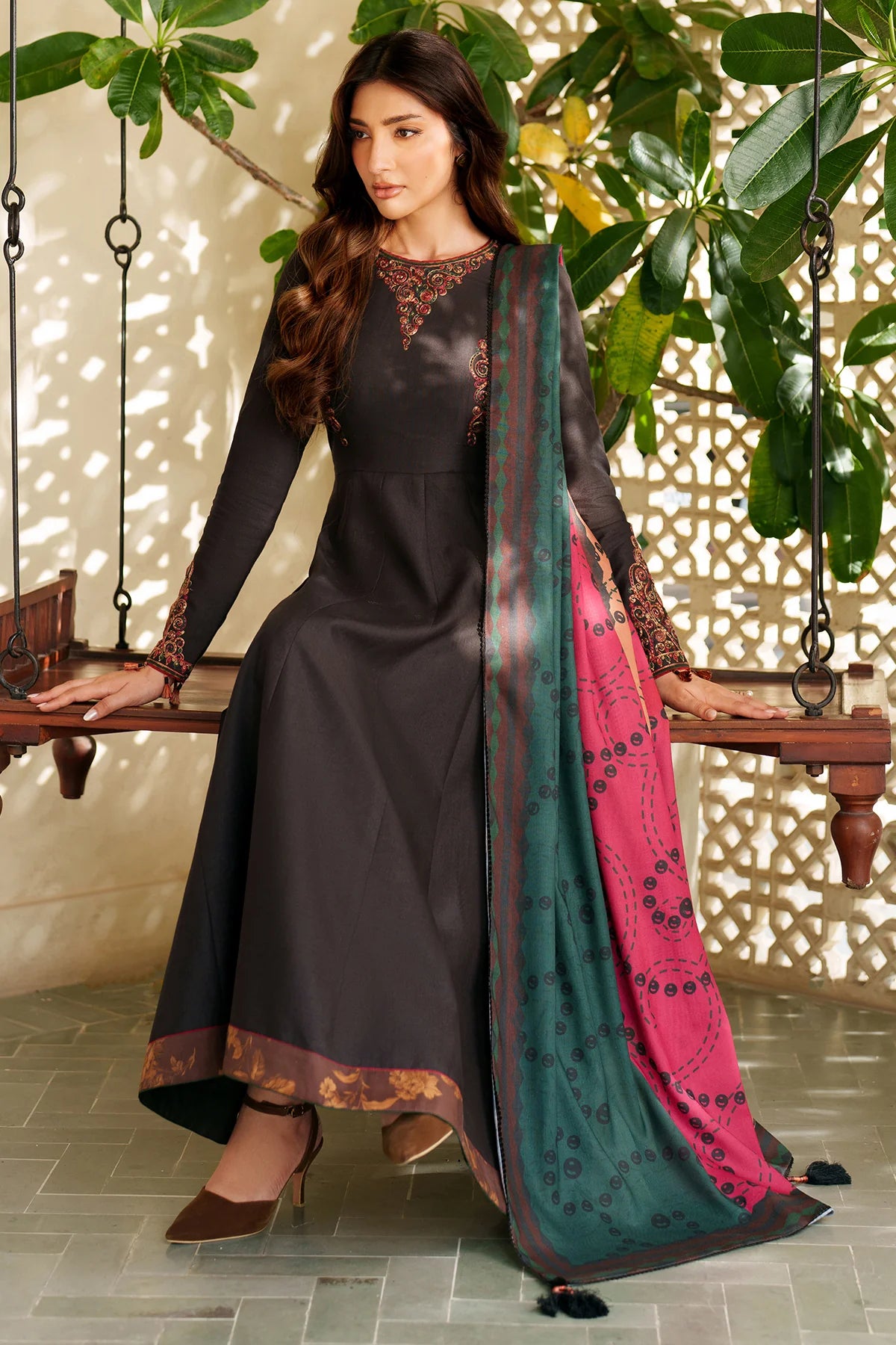 JZ-UW-D0149-0 | EMBROIDERED KHADDAR | Jazmin