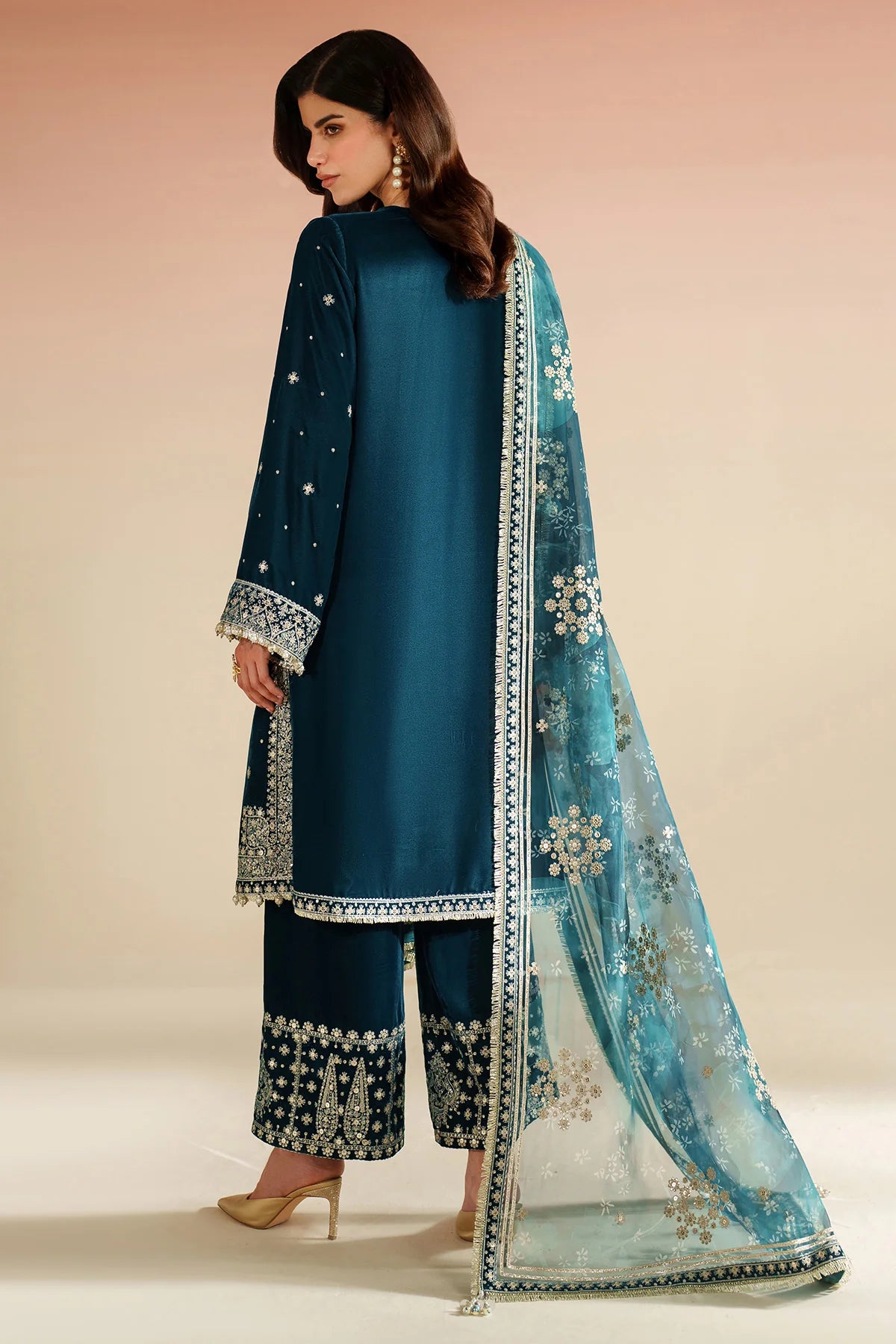 JZ-VVF-D2-0 | EMBROIDERED VELVET FORMAL | Jazmin