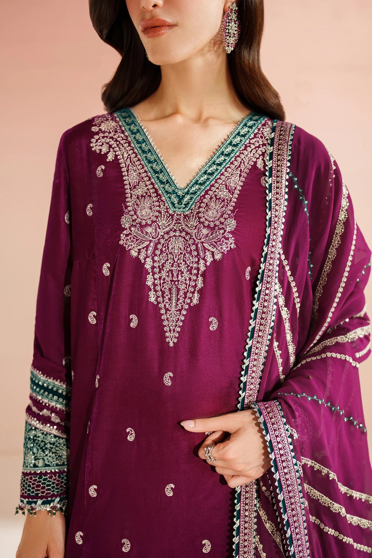 JZ-VVF-D6-0 | EMBROIDERED VELVET FORMAL | Jazmin