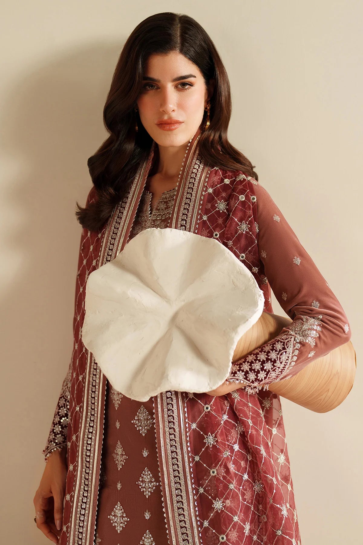 JZ-VVF-D3-0 | EMBROIDERED VELVET FORMAL | Jazmin