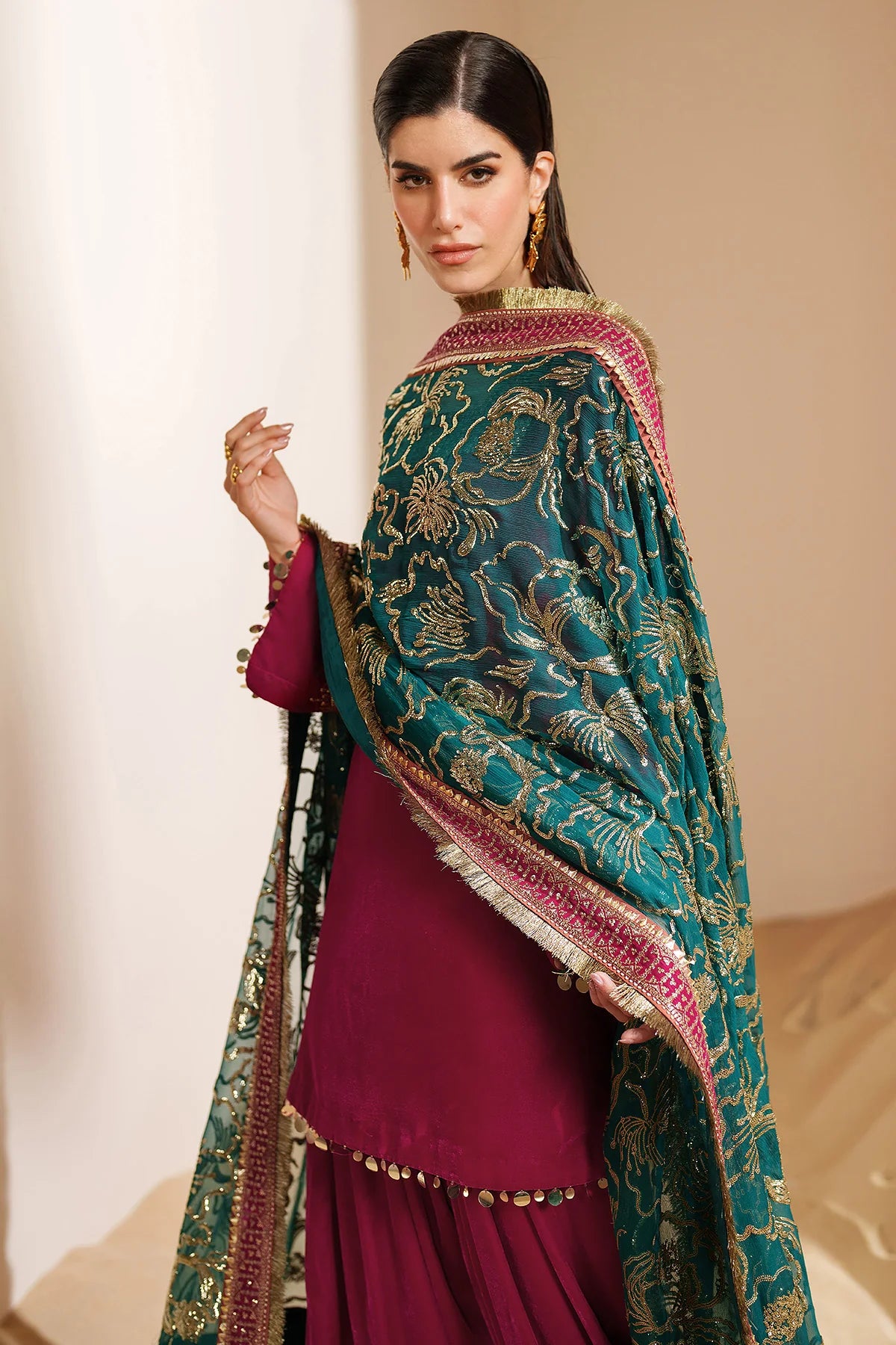 JZ-VVF-D9-0 | EMBROIDERED VELVET FORMAL | Jazmin