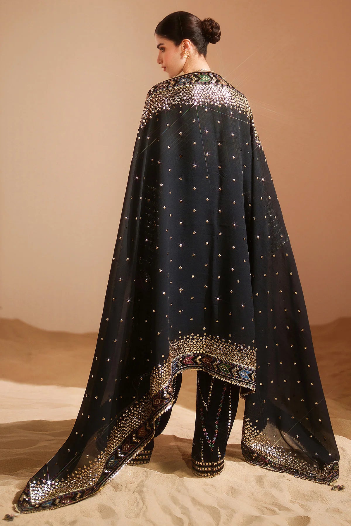 JZ-VVF-D5-0 | EMBROIDERED VELVET FORMAL | Jazmin