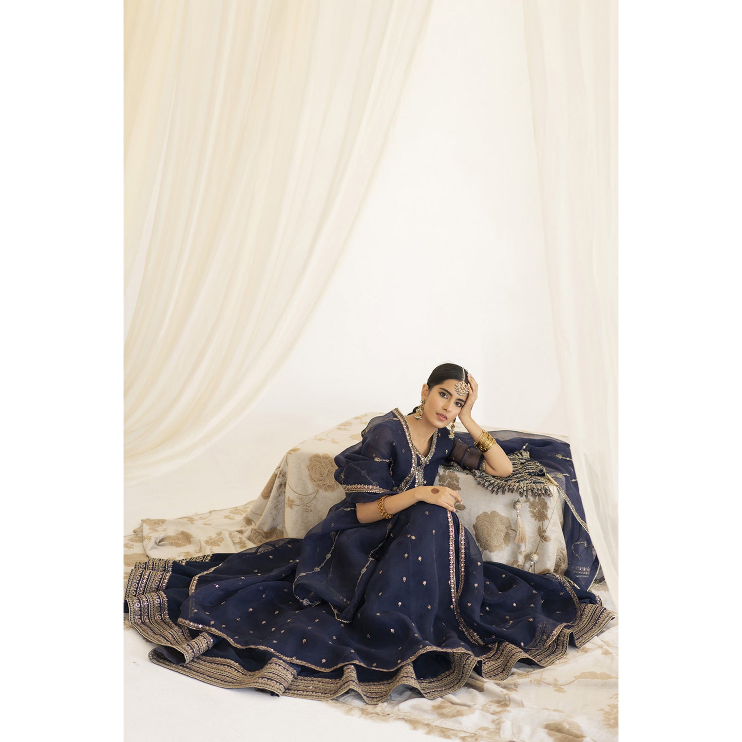 DEEP BLUE ANARKALI | NARGIS | DYOT