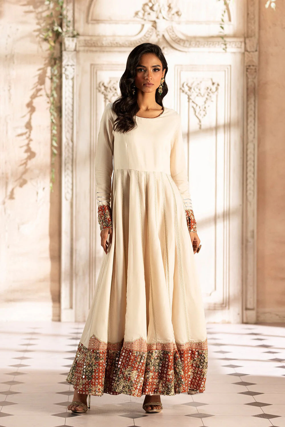 OFF WHITE | E0775/104/002 | BOUTIQUE COLLECTIONS| ETHNC