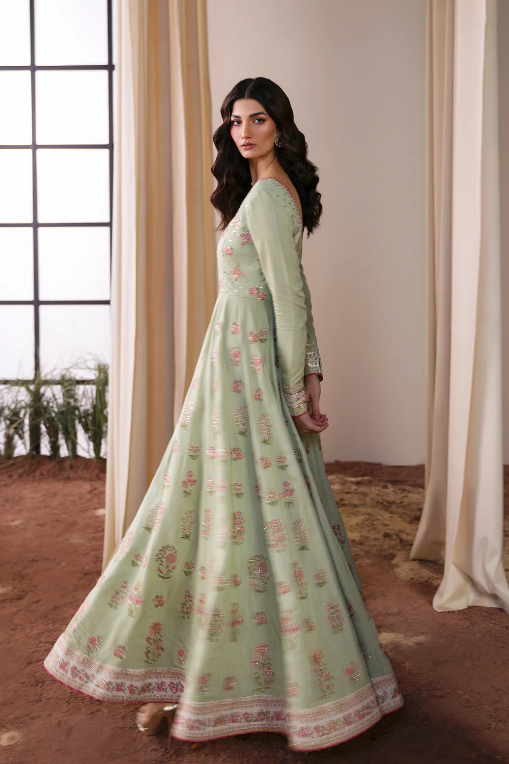 PALE GREEN | E104/130/0800 | BOUTIQUE COLLECTIONS| ETHNC