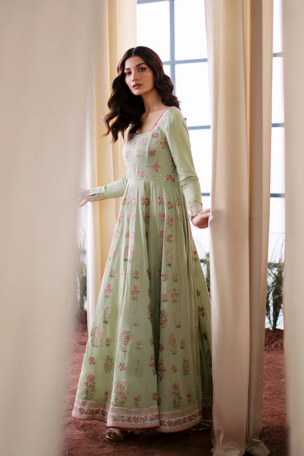 PALE GREEN | E104/130/0800 | BOUTIQUE COLLECTIONS| ETHNC