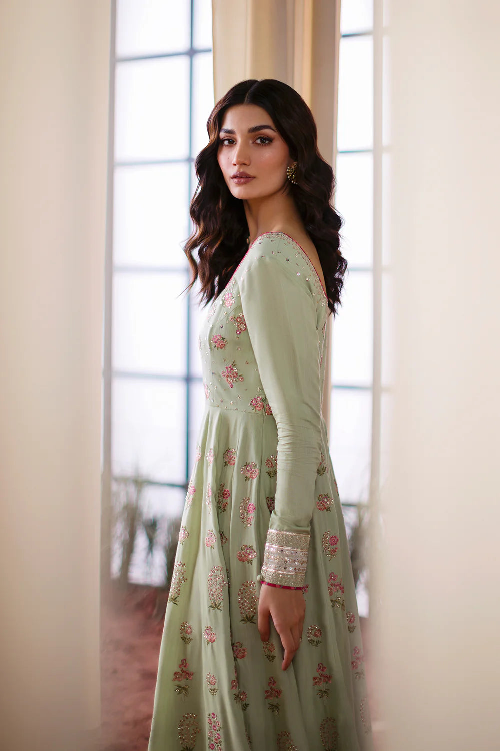 PALE GREEN | E104/130/0800 | BOUTIQUE COLLECTIONS| ETHNC