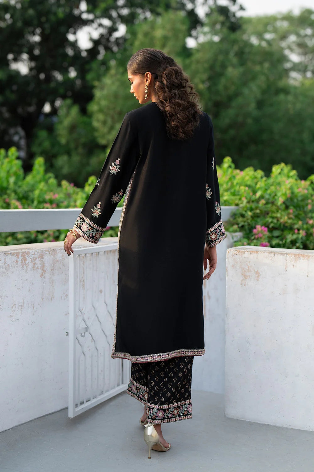 JET BLACK | E104/902/0819 | BOUTIQUE COLLECTIONS| ETHNC