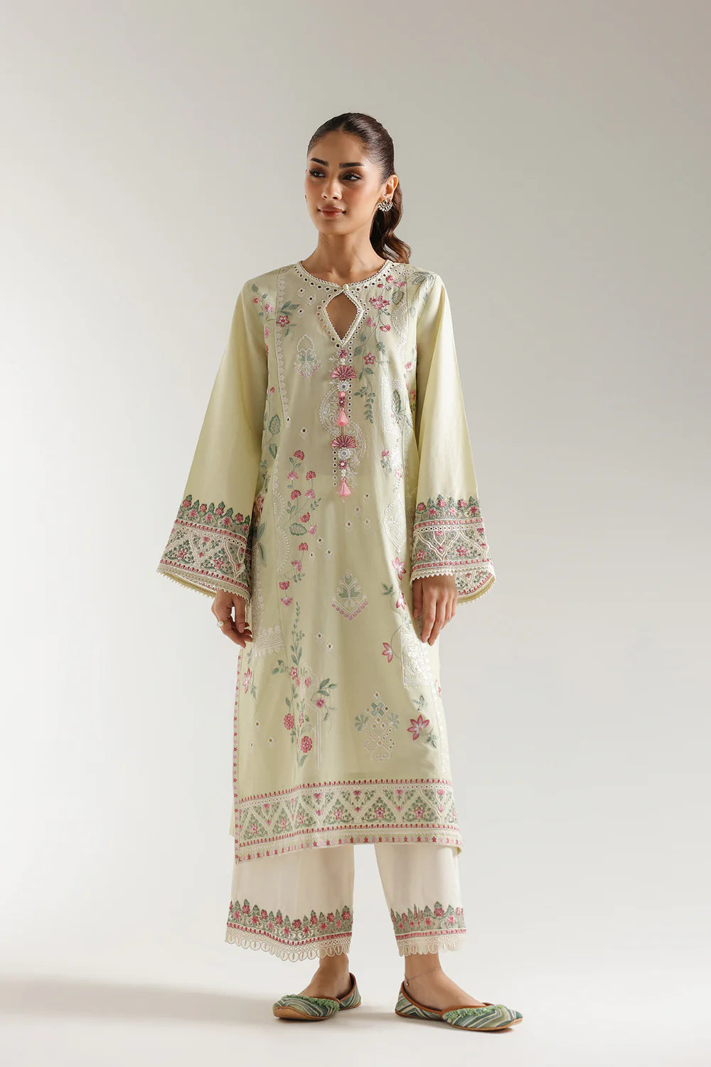 PALE GREEN | E3241/103/130 | Ethnc
