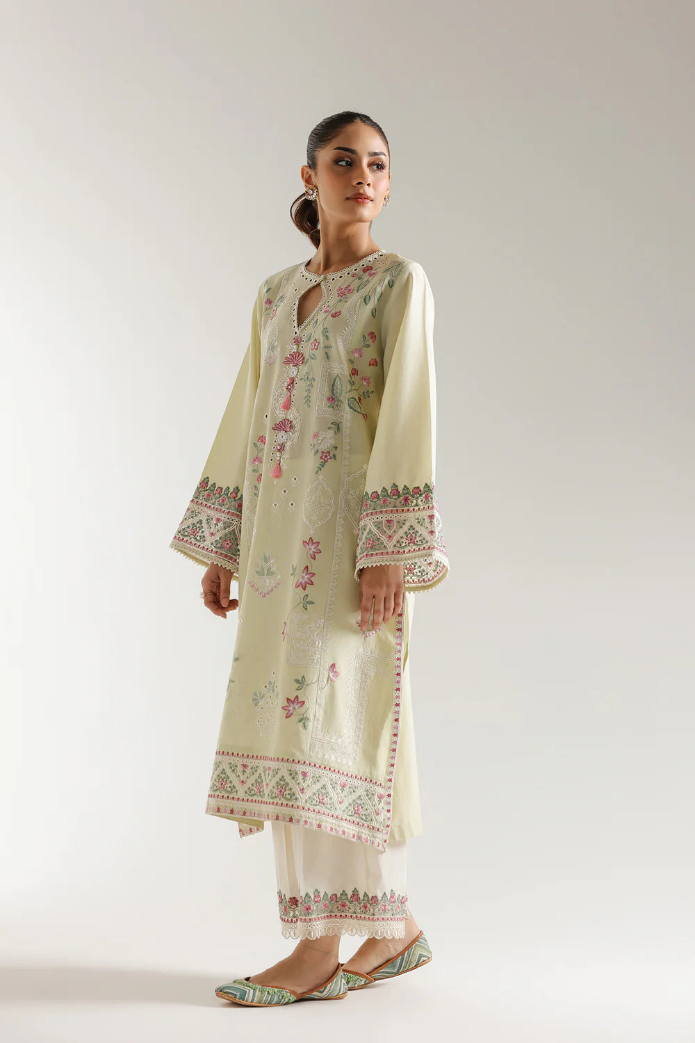 PALE GREEN | E3241/103/130 | Ethnc