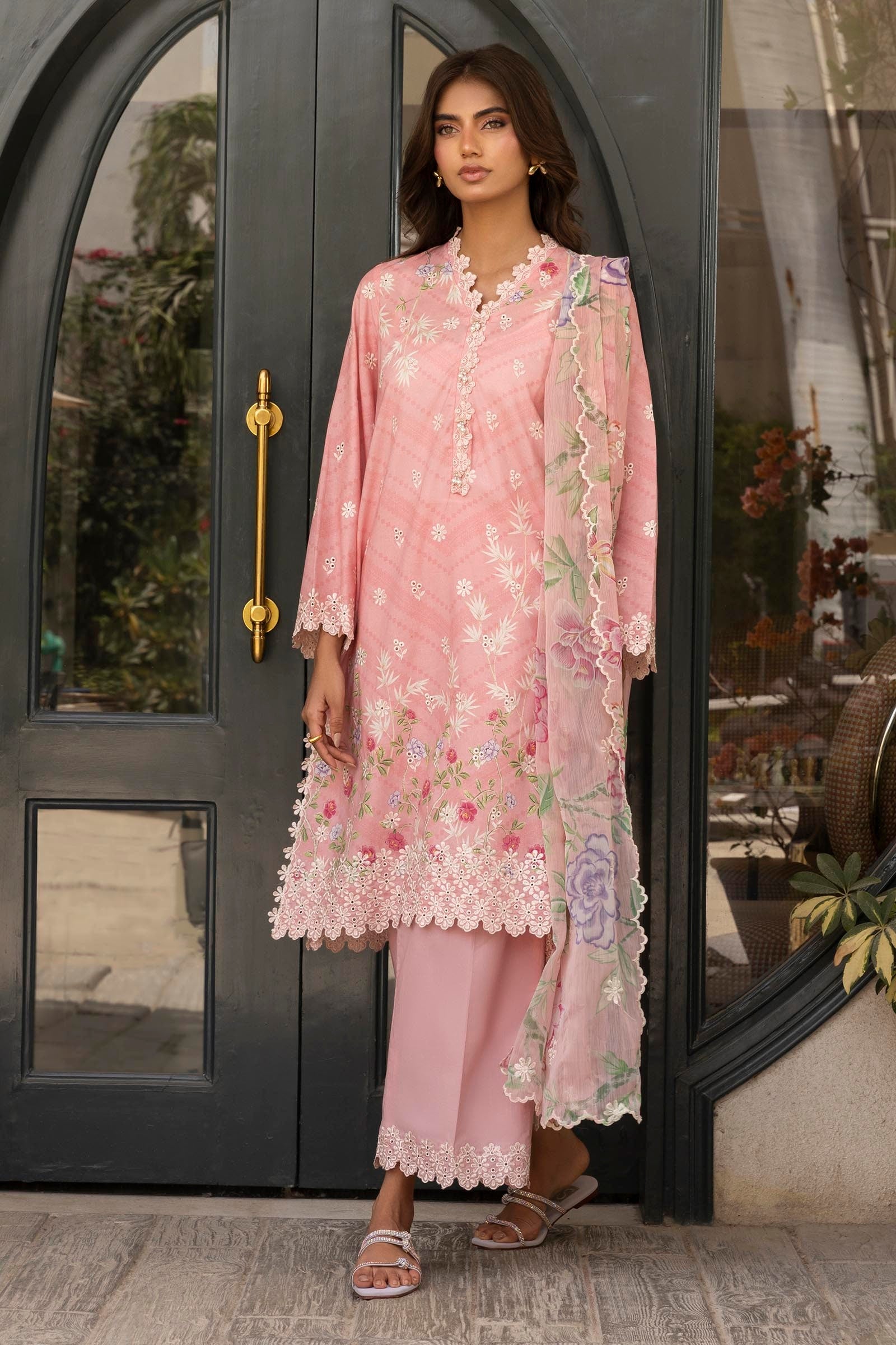 pink lawn dress design Lawn Frock Design Embroidery Lawn Cotton Dress Designs Stitched Lawn Embroidered Suit SS25ESE261P3 Sana Safinaz S