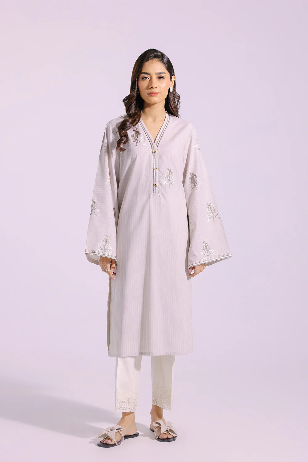 BEIGE | E4039/102/112 | Ethnc (RTS)