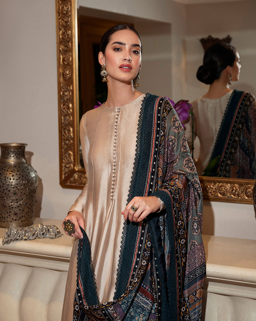 Leora | Faiza Saqlain