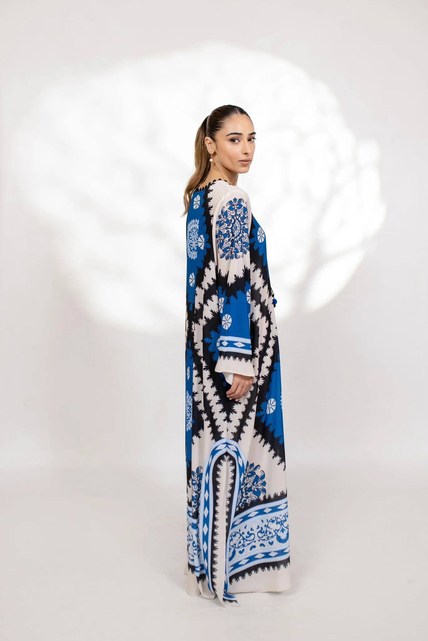 JEENA (A) | BARAÉ KHANOM