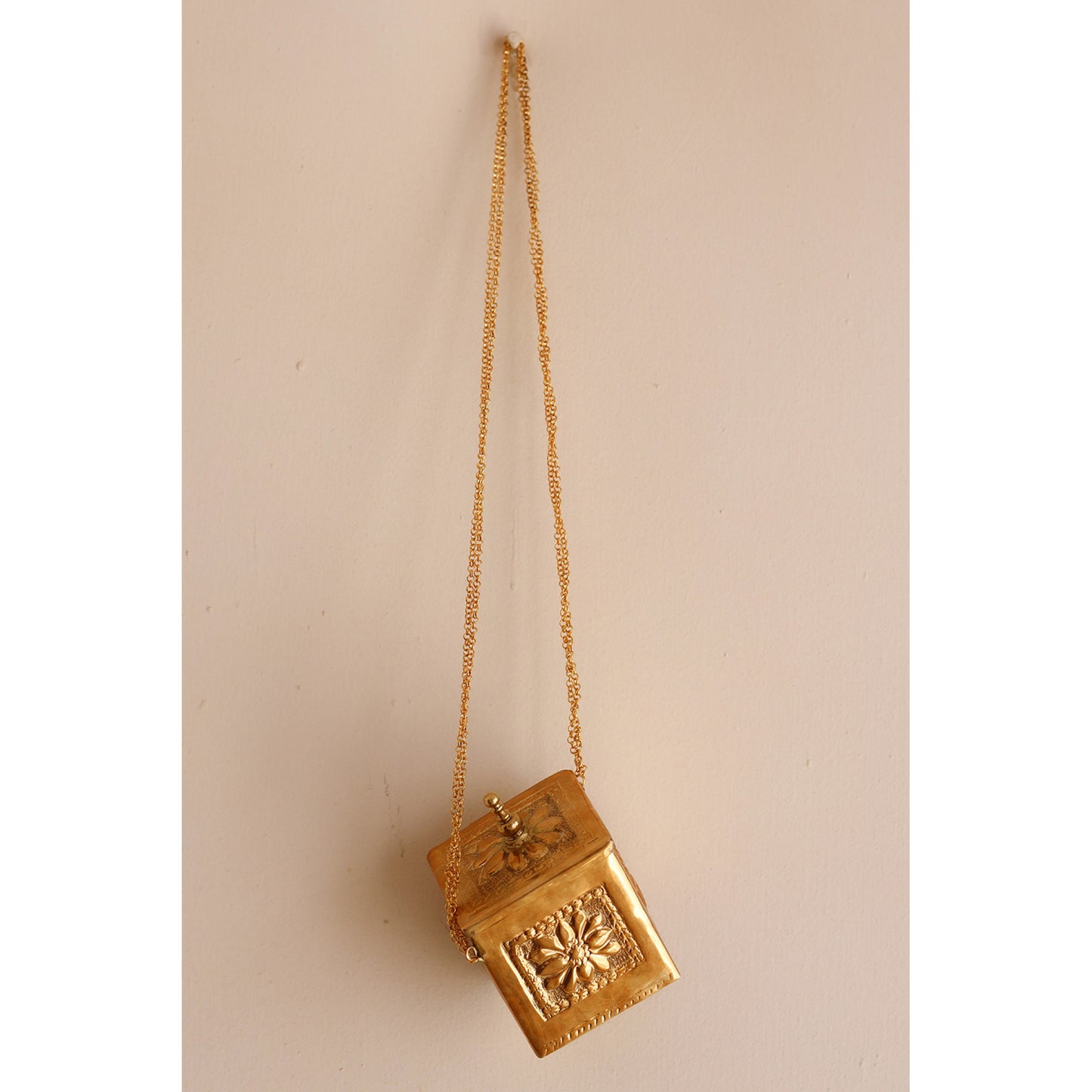 CUBE (CLUTCH) | DYOT | ACCESSORIES