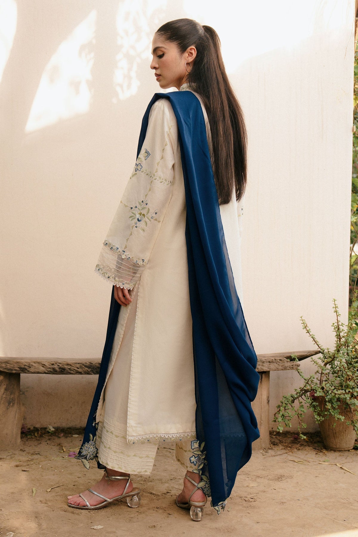 CR25P0541 | Zara Shahjahan EID Pret’25 (RTS)