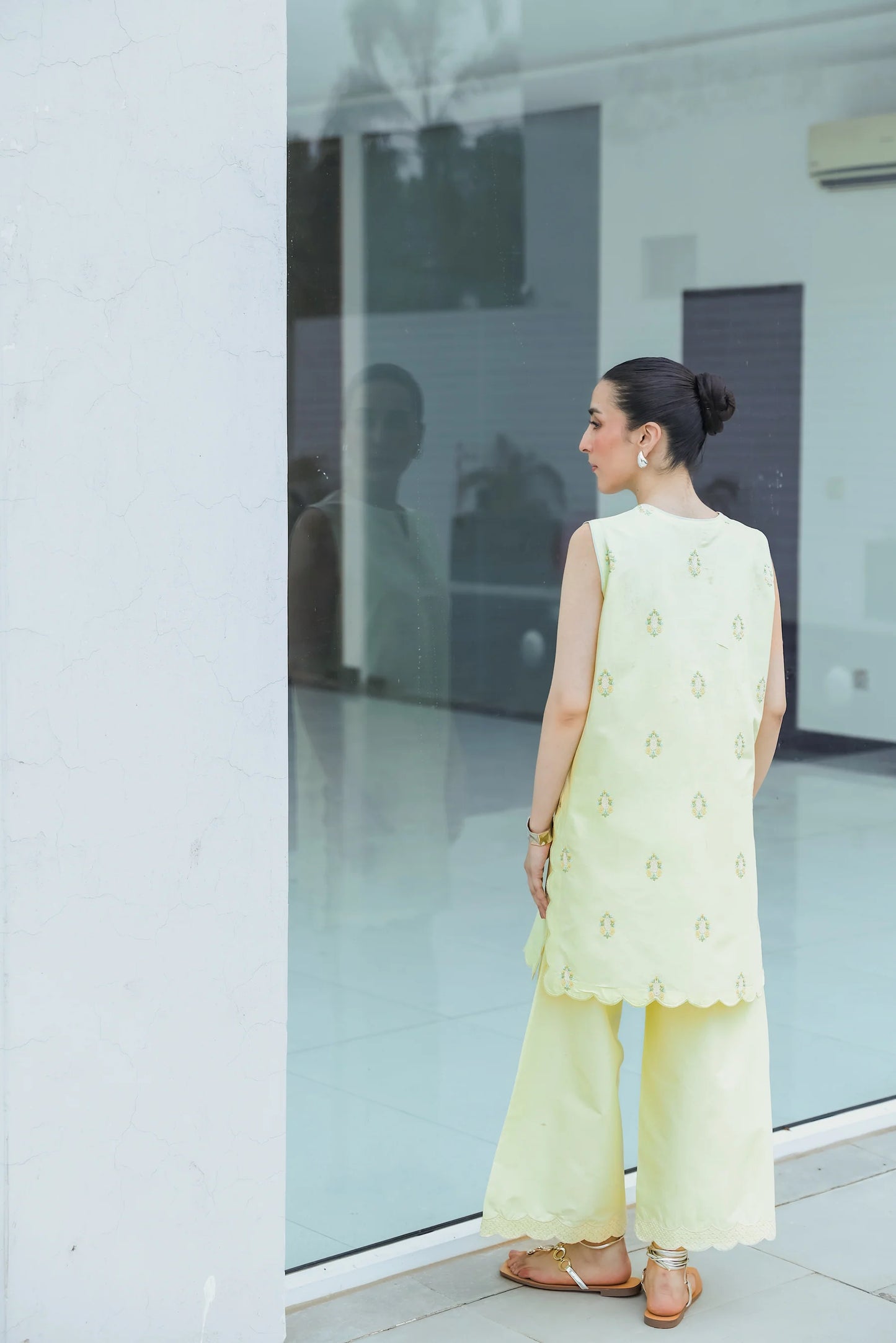 LIME YELLOW LUXURY EMBROIDERED 2PCS SET (NPA2-25304) | ZAIB